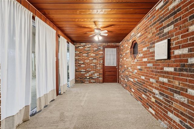 1379 Honeysuckle Drive, Fairborn, OH 45324