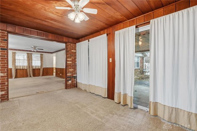 1379 Honeysuckle Drive, Fairborn, OH 45324