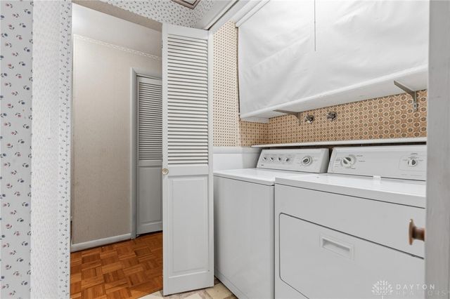 1379 Honeysuckle Drive, Fairborn, OH 45324