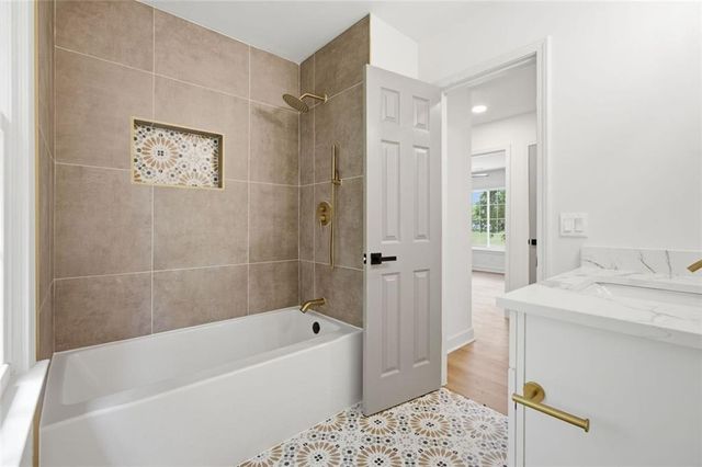 9380 Grace Lake Drive, Douglasville, GA 30135