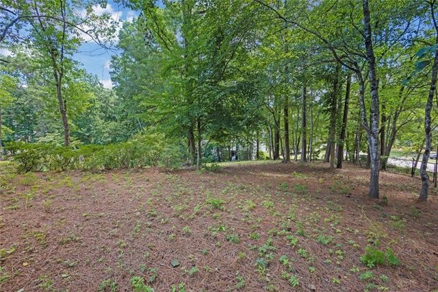 9380 Grace Lake Drive, Douglasville, GA 30135