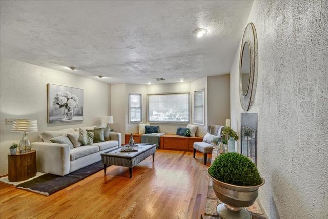 1058 Fleetwood Drive, San Jose, CA 95120
