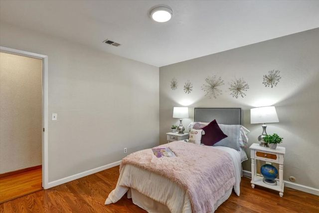 1058 Fleetwood Drive, San Jose, CA 95120