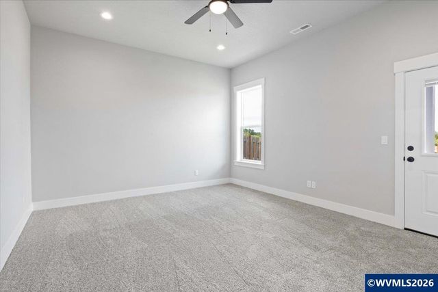 1026 Sassafras St, Independence, OR 97351