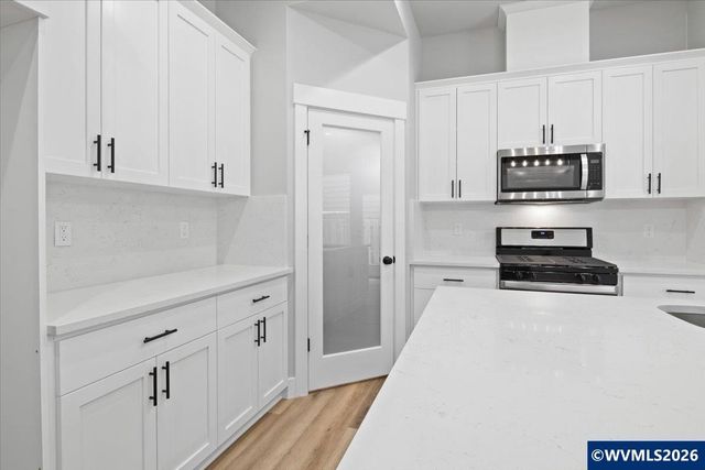 1026 Sassafras St, Independence, OR 97351