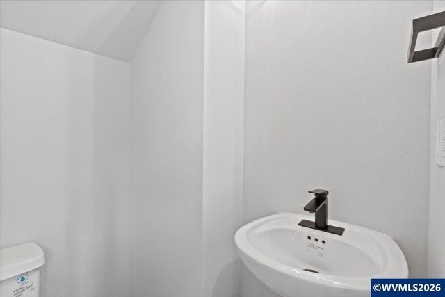 1026 Sassafras St, Independence, OR 97351