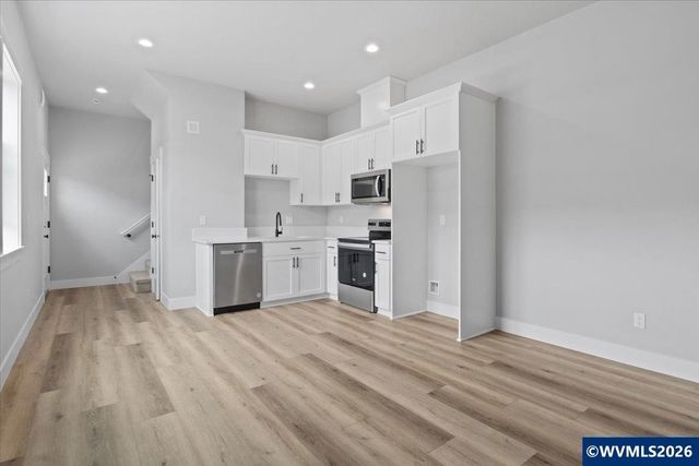 1026 Sassafras St, Independence, OR 97351