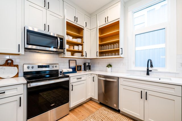 251 Cavelier Avenue, St. Joseph, MI 49085
