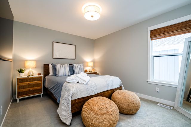 251 Cavelier Avenue, St. Joseph, MI 49085