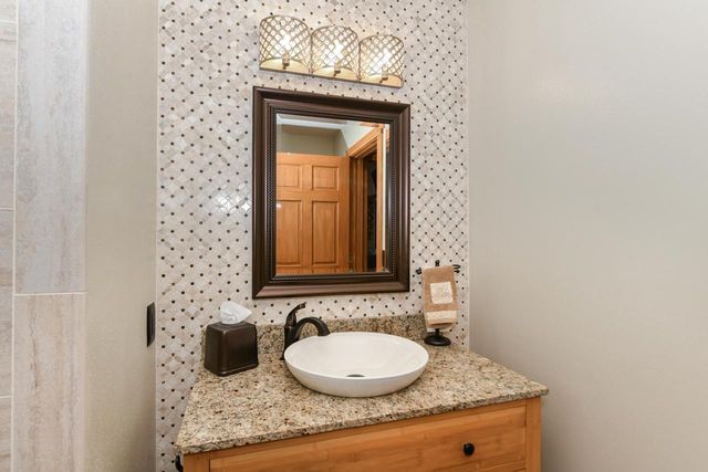 1605 Sherman AVENUE, South Milwaukee, WI 53172