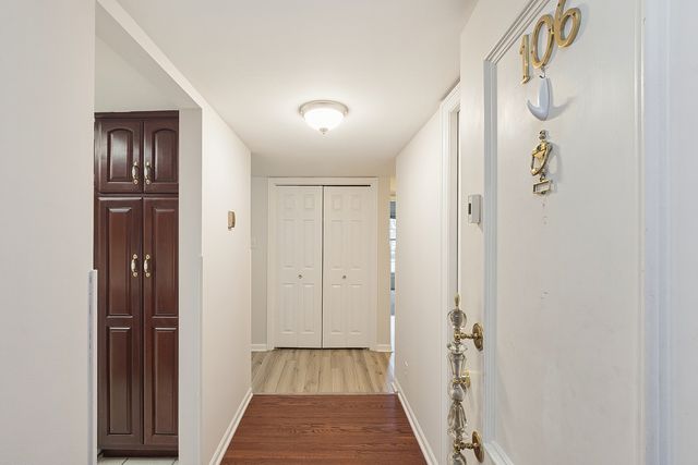 3001 Heritage Drive 106, Joliet, IL 60435