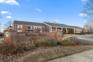 3001 Heritage Drive 106, Joliet, IL 60435