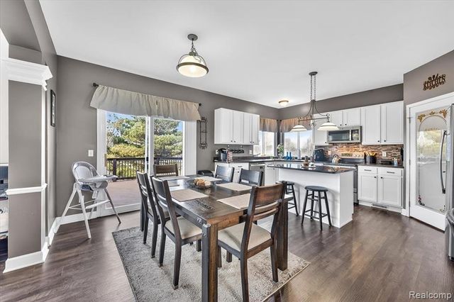 3196 Waldon Ridge Drive, Orion Twp, MI 48359