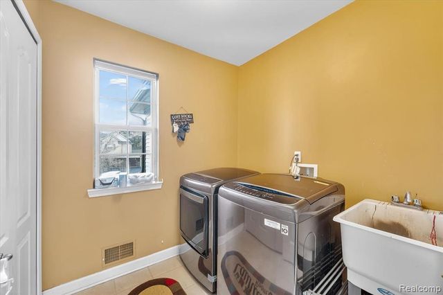 3196 Waldon Ridge Drive, Orion Twp, MI 48359