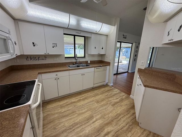 14078 SPRING HILL DRIVE, Spring Hill, FL 34609