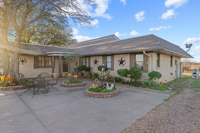 304 Scarlett Road, Weatherford, TX 76087