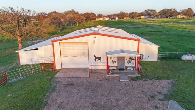 304 Scarlett Road, Weatherford, TX 76087