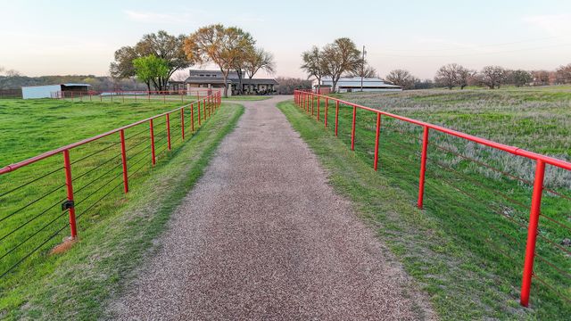 304 Scarlett Road, Weatherford, TX 76087