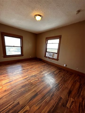 1148 36th Street, Des Moines, IA 50311