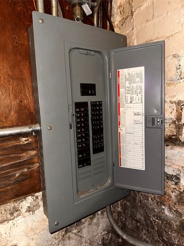 1148 36th Street, Des Moines, IA 50311