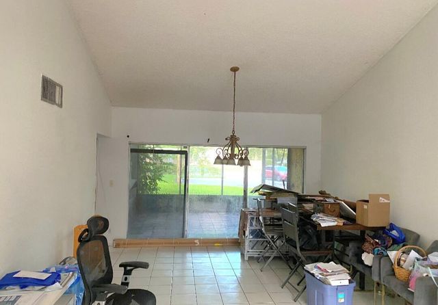 7323 W SUNRISE Boulevard 7323, Plantation, FL 33313