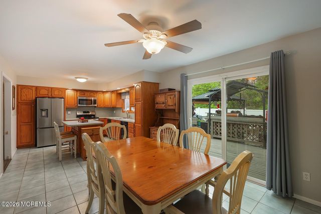 1325 12th Avenue, Toms River, NJ 08757