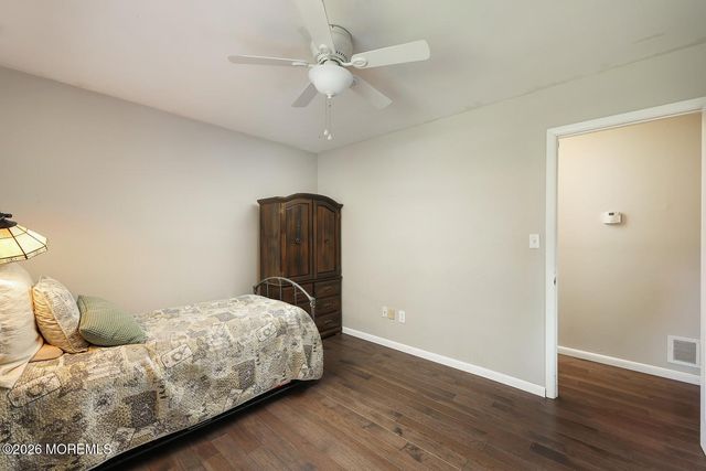 1325 12th Avenue, Toms River, NJ 08757