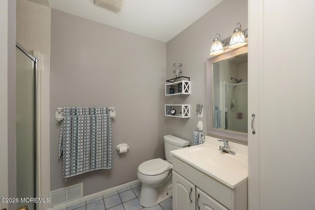1325 12th Avenue, Toms River, NJ 08757