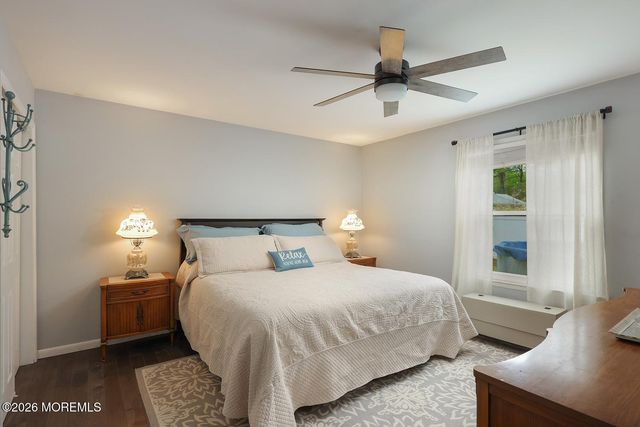1325 12th Avenue, Toms River, NJ 08757