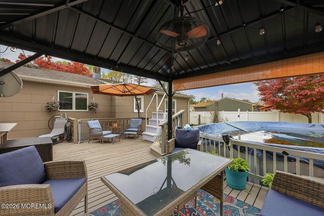 1325 12th Avenue, Toms River, NJ 08757