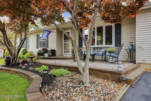 1325 12th Avenue, Toms River, NJ 08757
