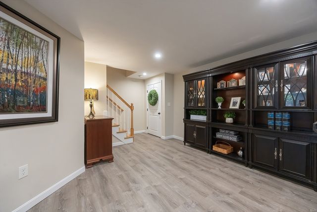 41 Westview Ave, Millbury, MA 01527