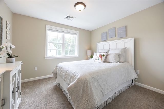 41 Westview Ave, Millbury, MA 01527
