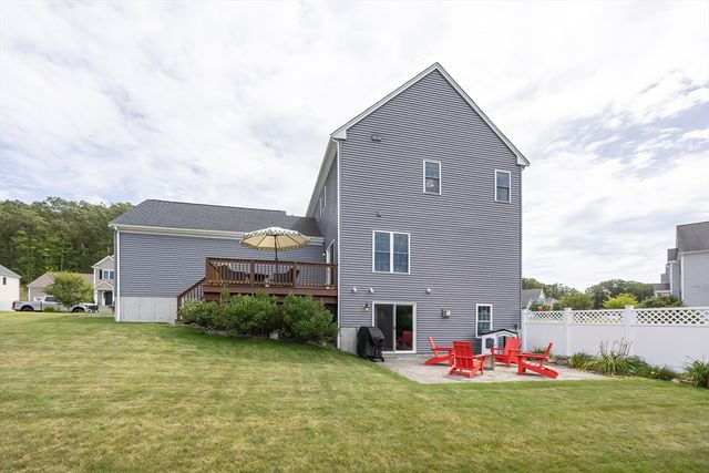 41 Westview Ave, Millbury, MA 01527