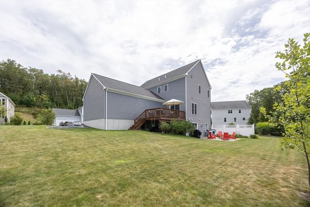 41 Westview Ave, Millbury, MA 01527