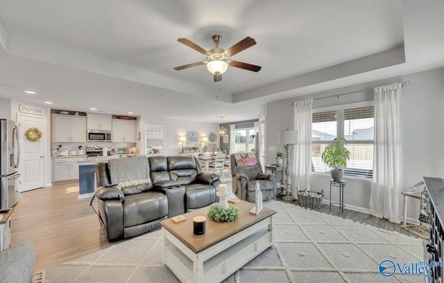 1107 Colonial Drive SW, Cullman, AL 35055