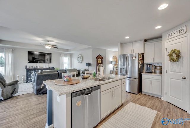 1107 Colonial Drive SW, Cullman, AL 35055