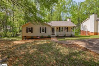 1012 Ken's Place, Taylors, SC 29687