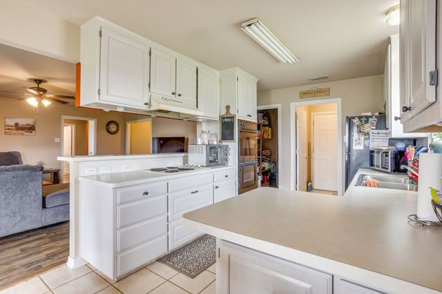 2516 County Road 415, Coyote Flats, TX 76031