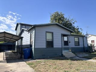 2710 W CRAIG PL, San Antonio, TX 78228