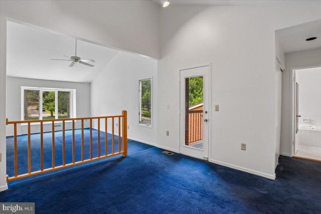 10719 GLOXINIA DR, Rockville, MD 20852