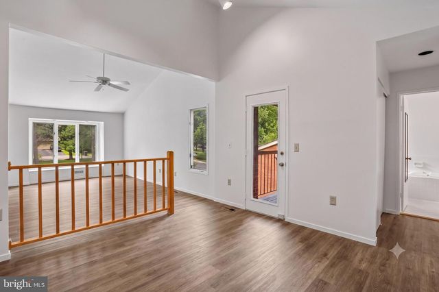 10719 GLOXINIA DR, Rockville, MD 20852