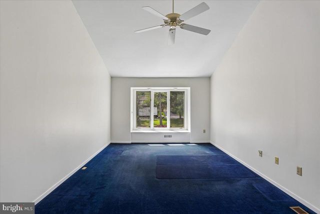 10719 GLOXINIA DR, Rockville, MD 20852