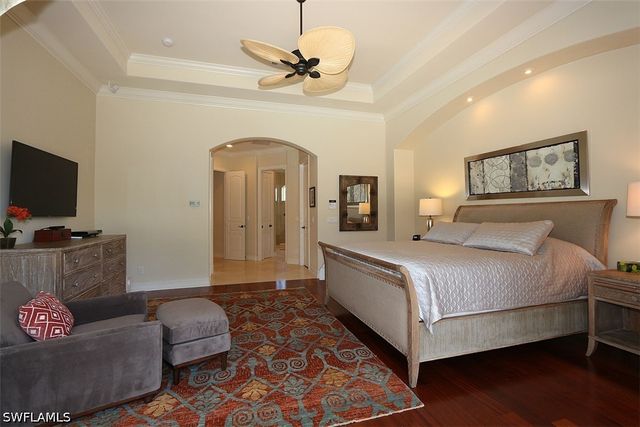 1824 Crayton RD, Naples, FL 34102