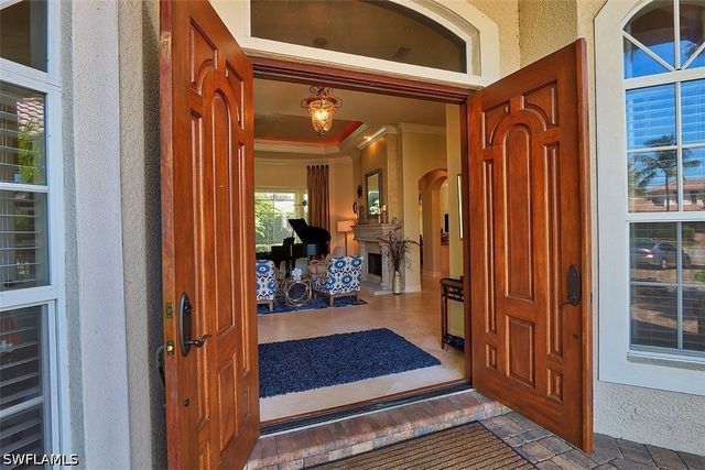 1824 Crayton RD, Naples, FL 34102