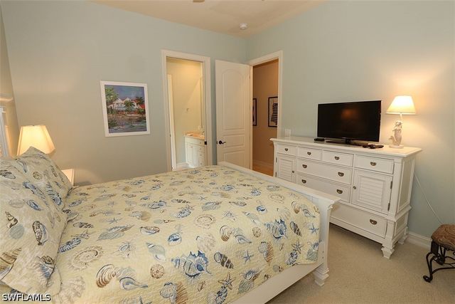 1824 Crayton RD, Naples, FL 34102