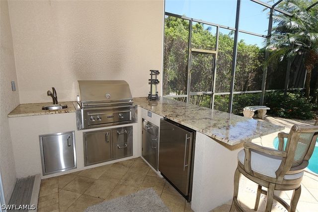 1824 Crayton RD, Naples, FL 34102