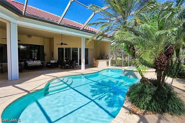 1824 Crayton RD, Naples, FL 34102