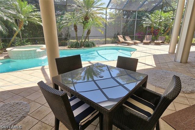 1824 Crayton RD, Naples, FL 34102