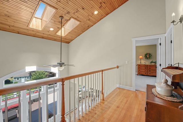 57 Perry Hill Rd, Acushnet, MA 02743